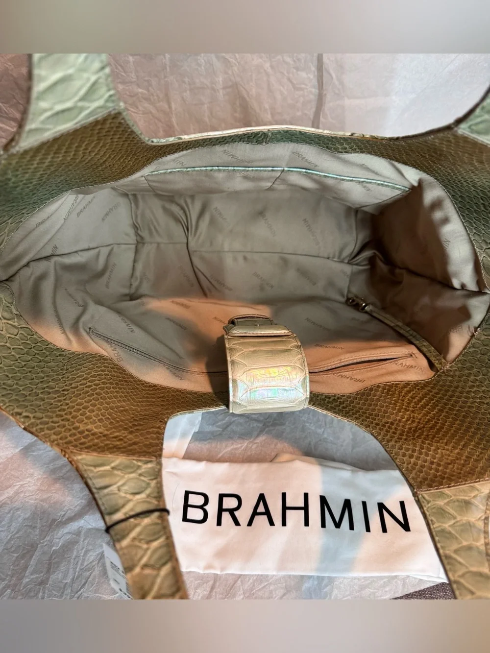 Brahmin NWT Large Carla Market Tote in Green Velocity — Rare!